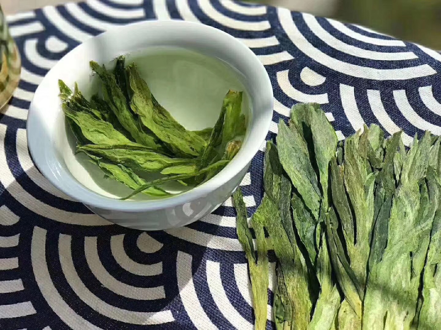 茶叶与药物的相互作用：科学解析饮茶对药效的影响(图1)